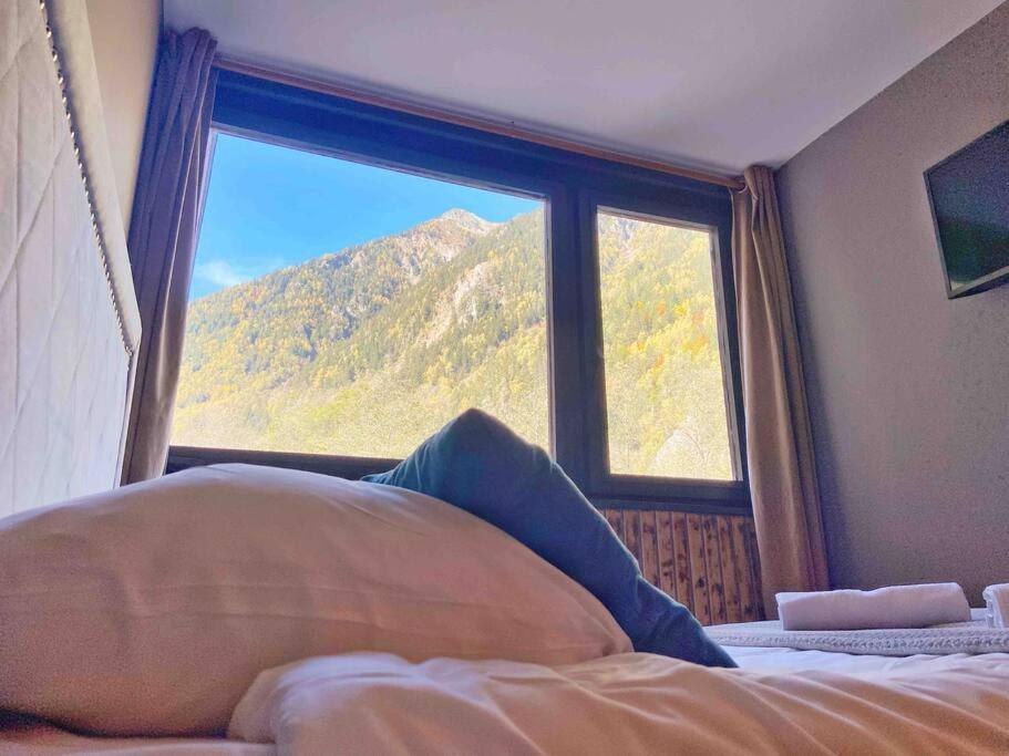 Fantastic Studio By The Lake With Mountain View Chamonix Ngoại thất bức ảnh